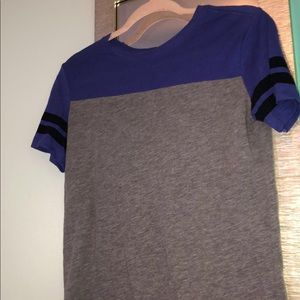 XS VS Pink T shirt